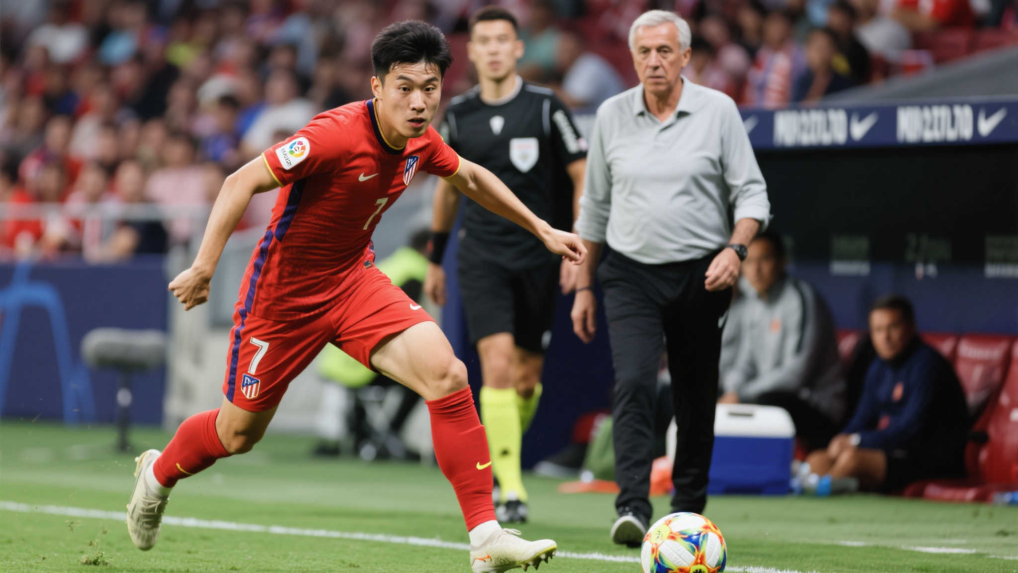 7轮仅出场1次!国足左路顶级飞翼被塞蒂恩忽视成鸡肋,伊万面临抉择 7轮仅出场1次!国足左路顶级飞翼被塞蒂恩忽视成鸡肋,伊万面临抉择